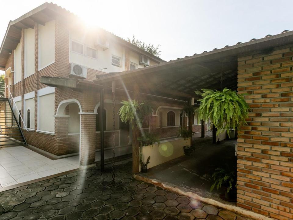 Pousada Porto Do Rio Caraguatatuba Exterior photo